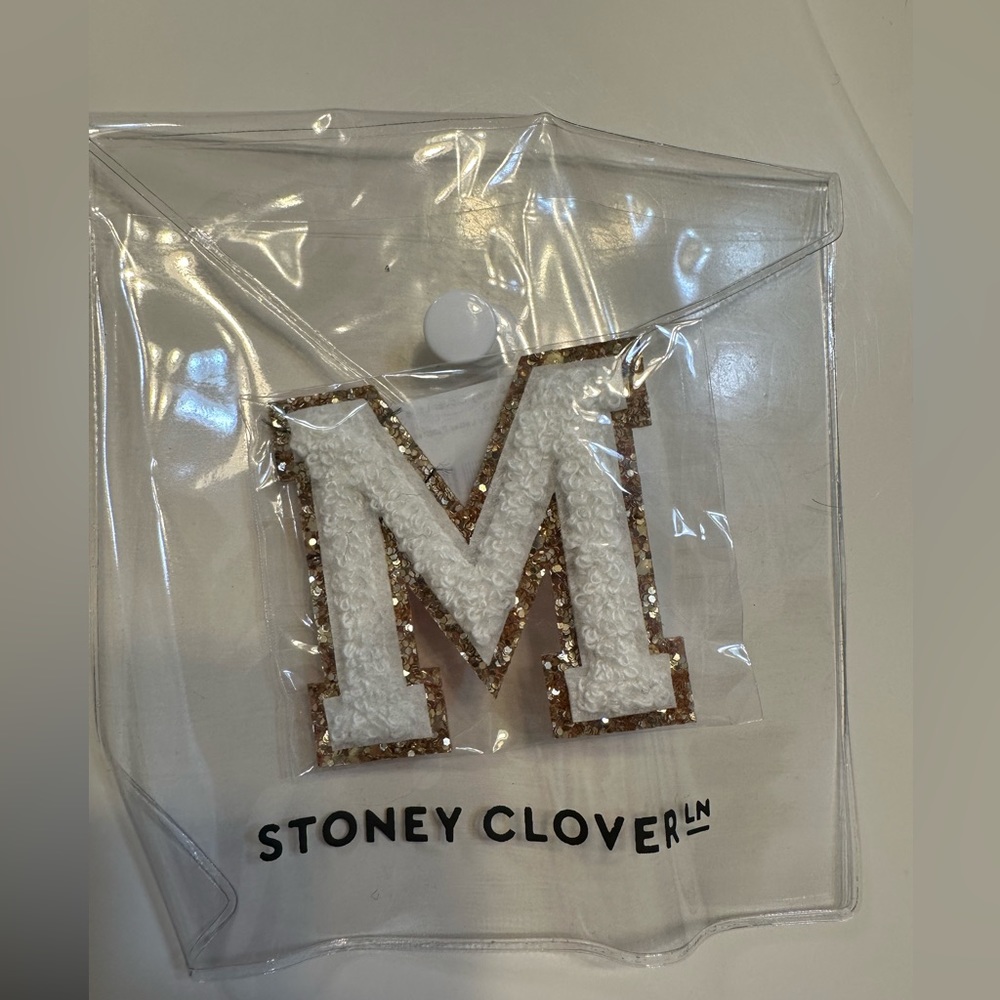 Stoney Clover Blanc Glitter Varsity Letter Patch Letter M